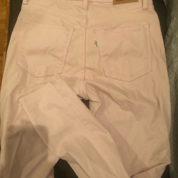 Jean Levi’s Slim Rose bébé. (Rose pale) taille 25 - Picture 2 of 2